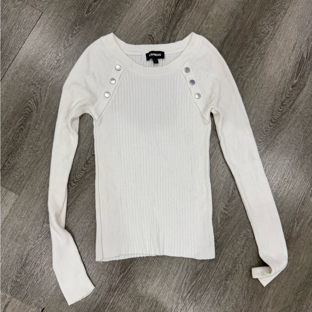 Express Off-White Ribbed Long Sleeve Top with Shoulder Buttons